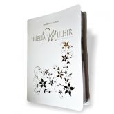 Biblia Estudo da Mulher